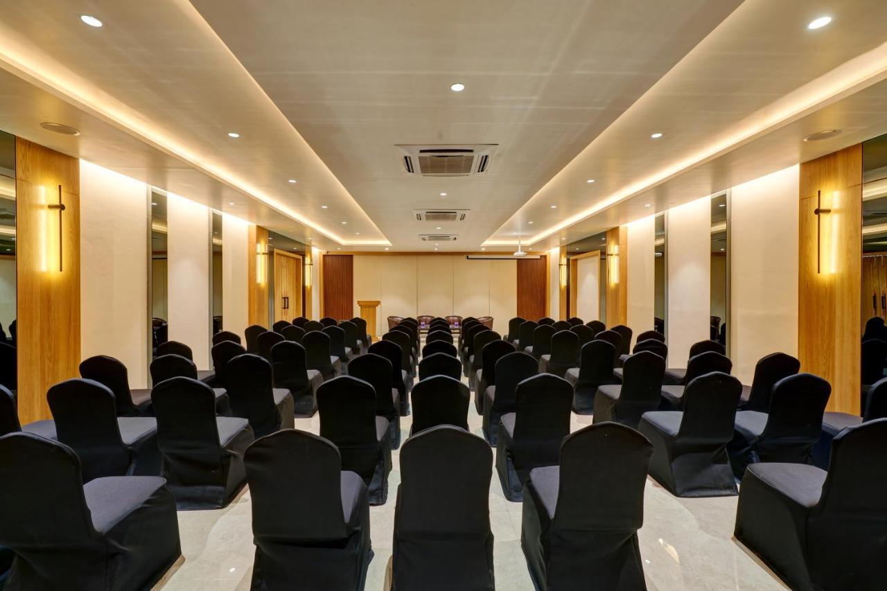 Citrus Hotel Kolhapur Εξωτερικό φωτογραφία