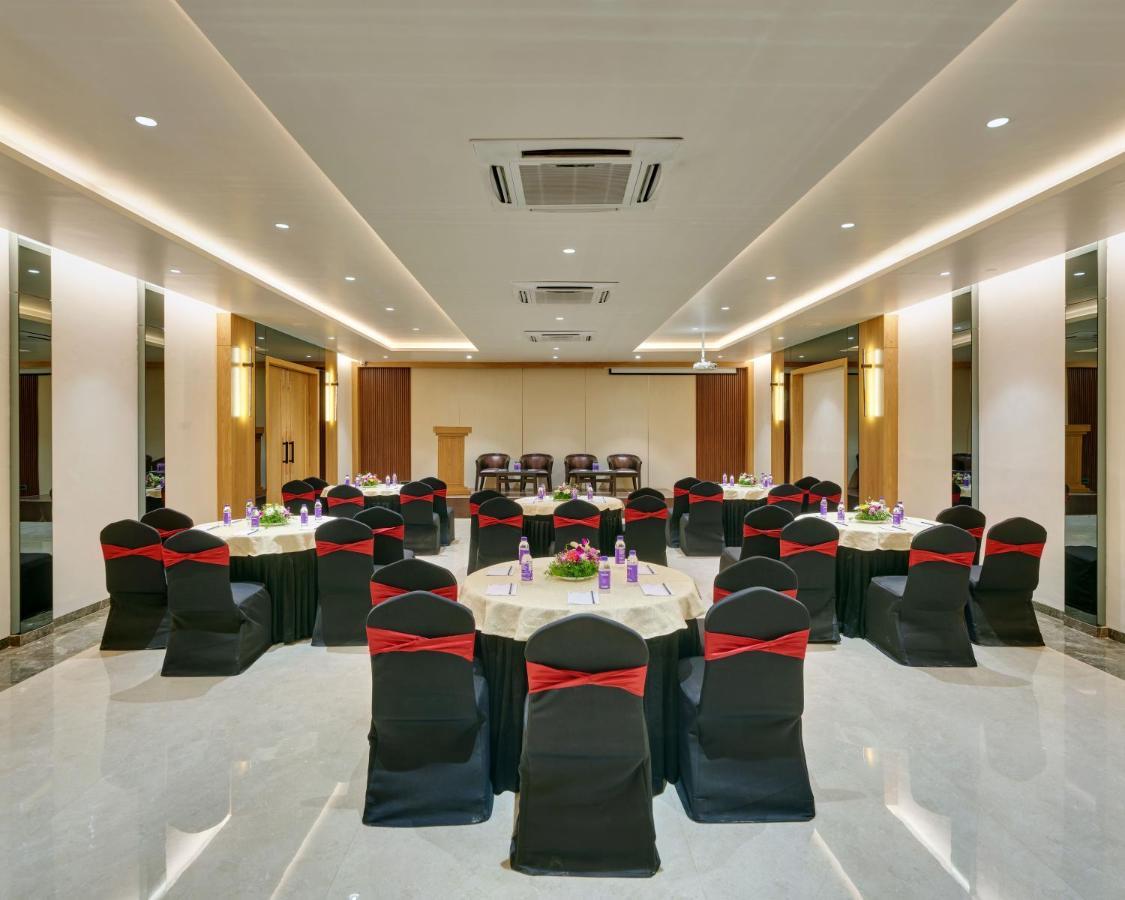 Citrus Hotel Kolhapur Εξωτερικό φωτογραφία