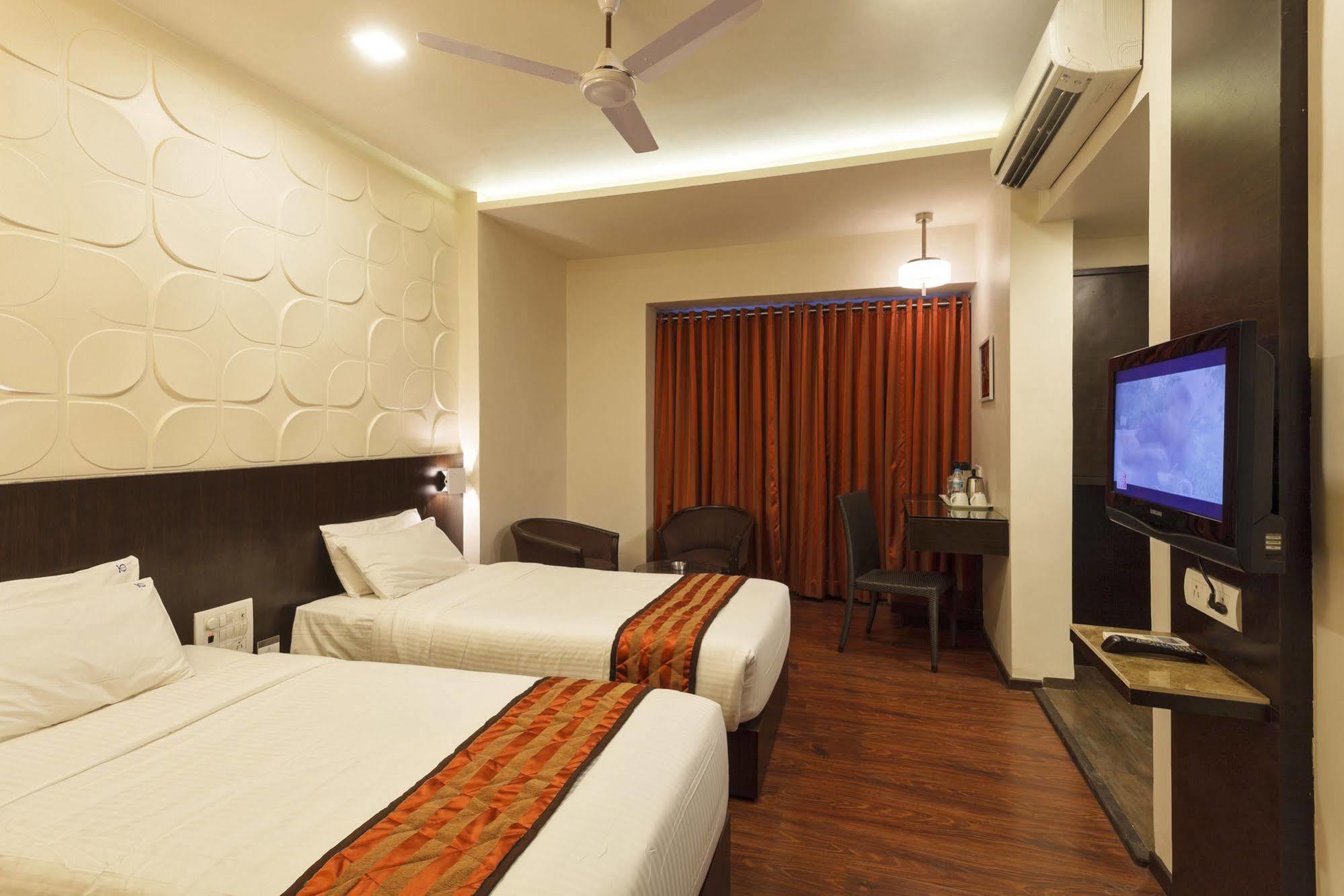 Citrus Hotel Kolhapur Εξωτερικό φωτογραφία