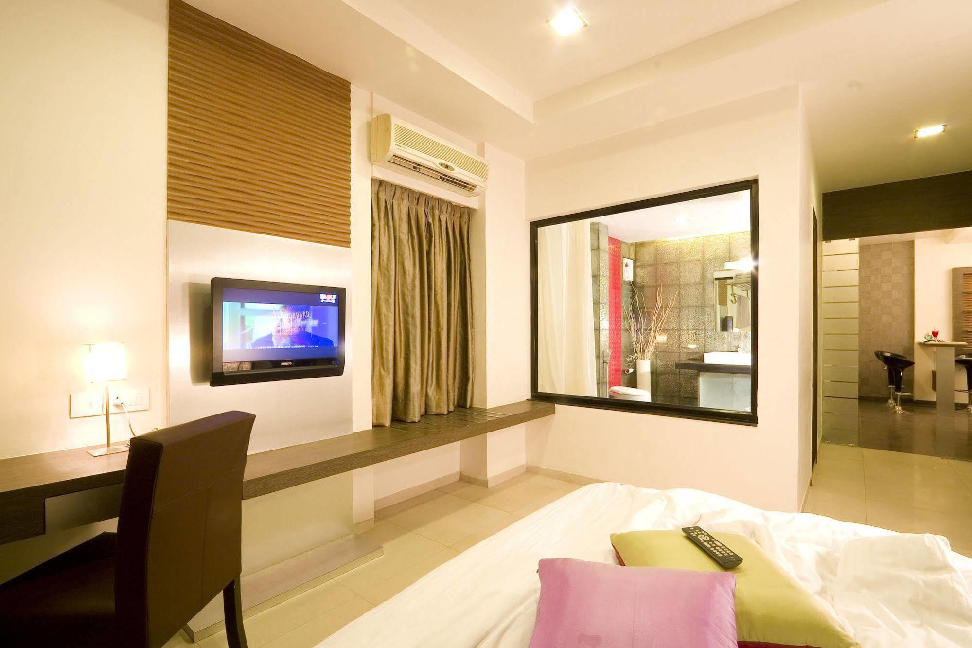 Citrus Hotel Kolhapur Εξωτερικό φωτογραφία