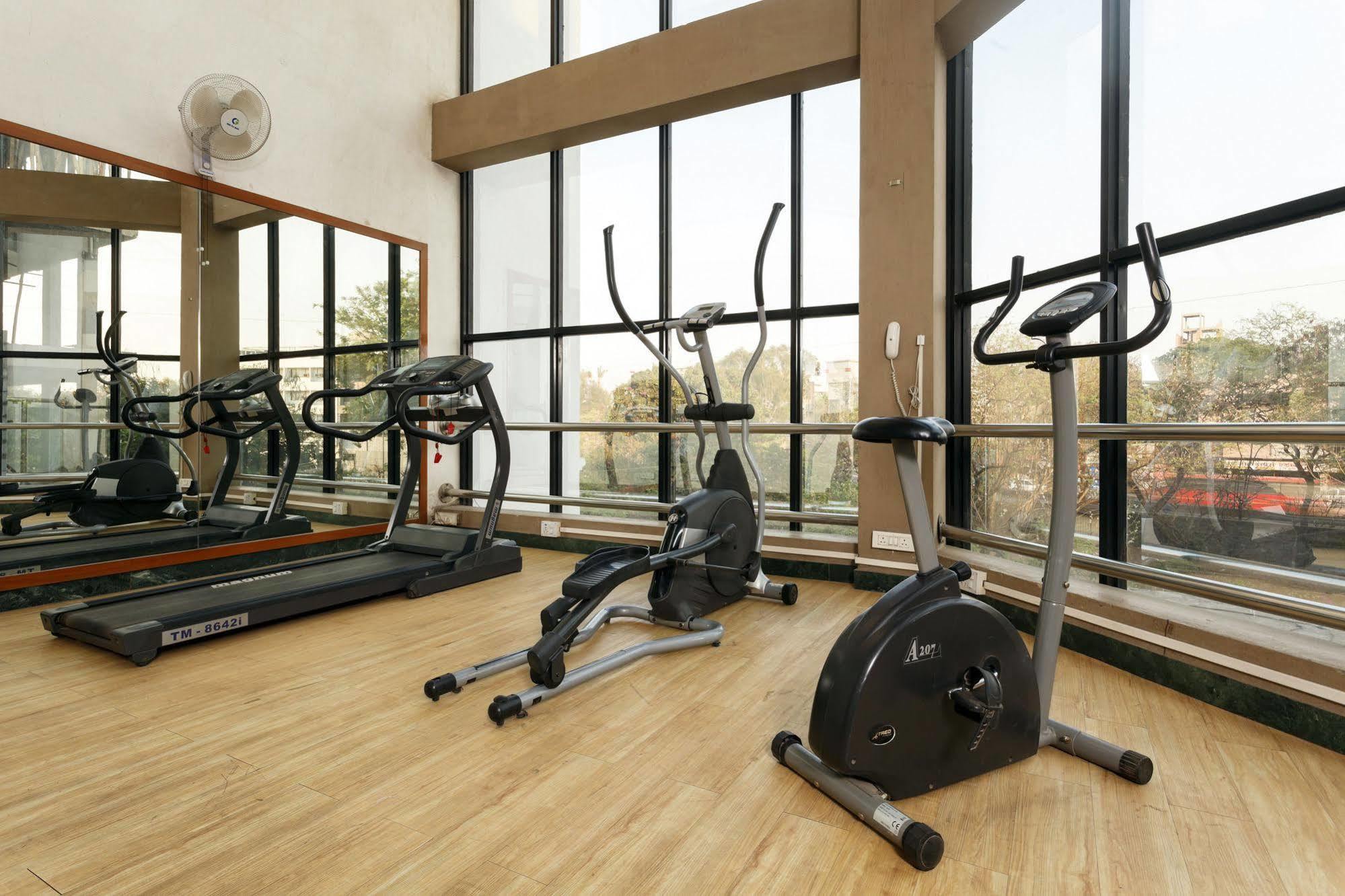 Citrus Hotel Kolhapur Εξωτερικό φωτογραφία