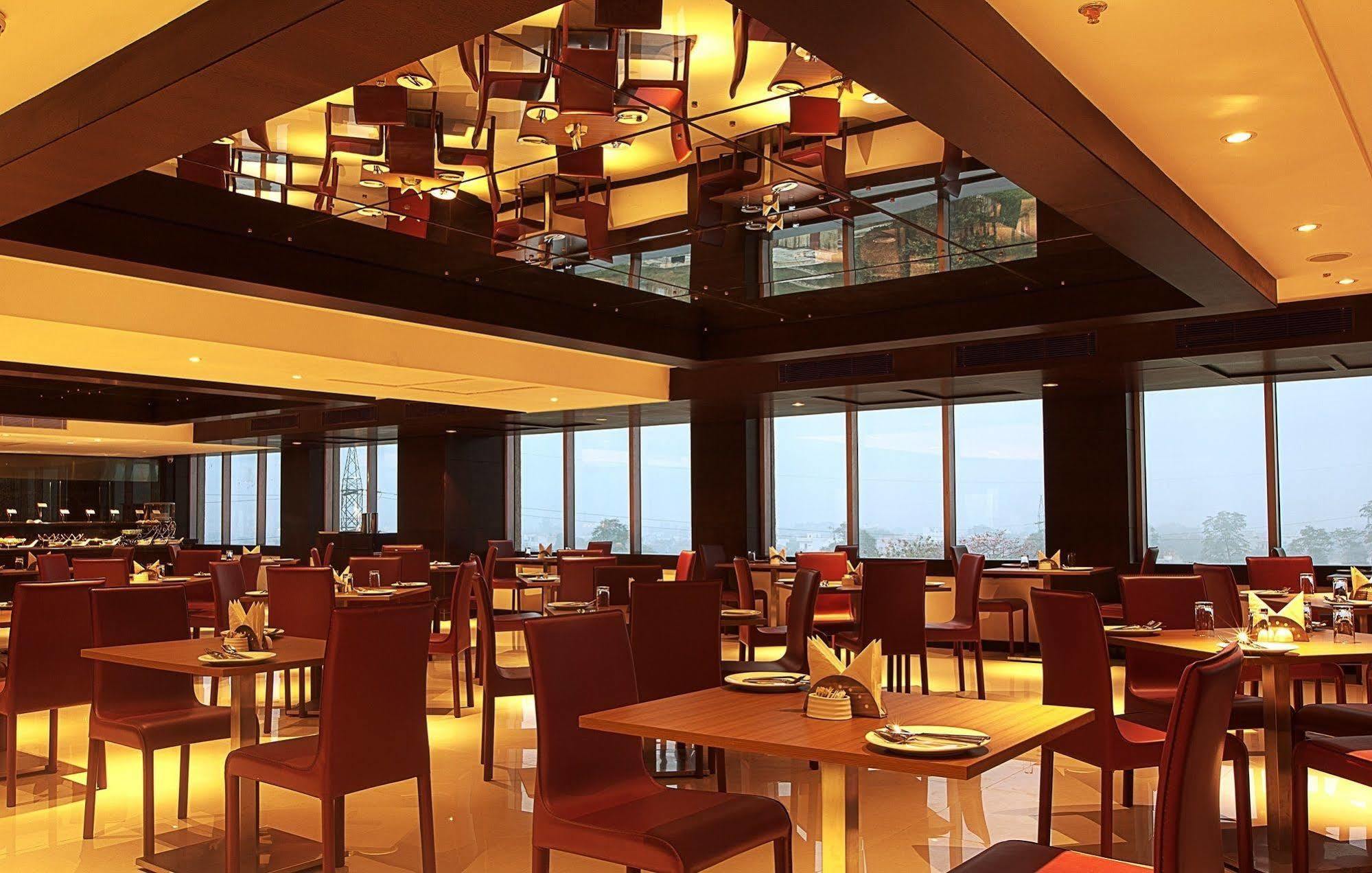 Citrus Hotel Kolhapur Εξωτερικό φωτογραφία