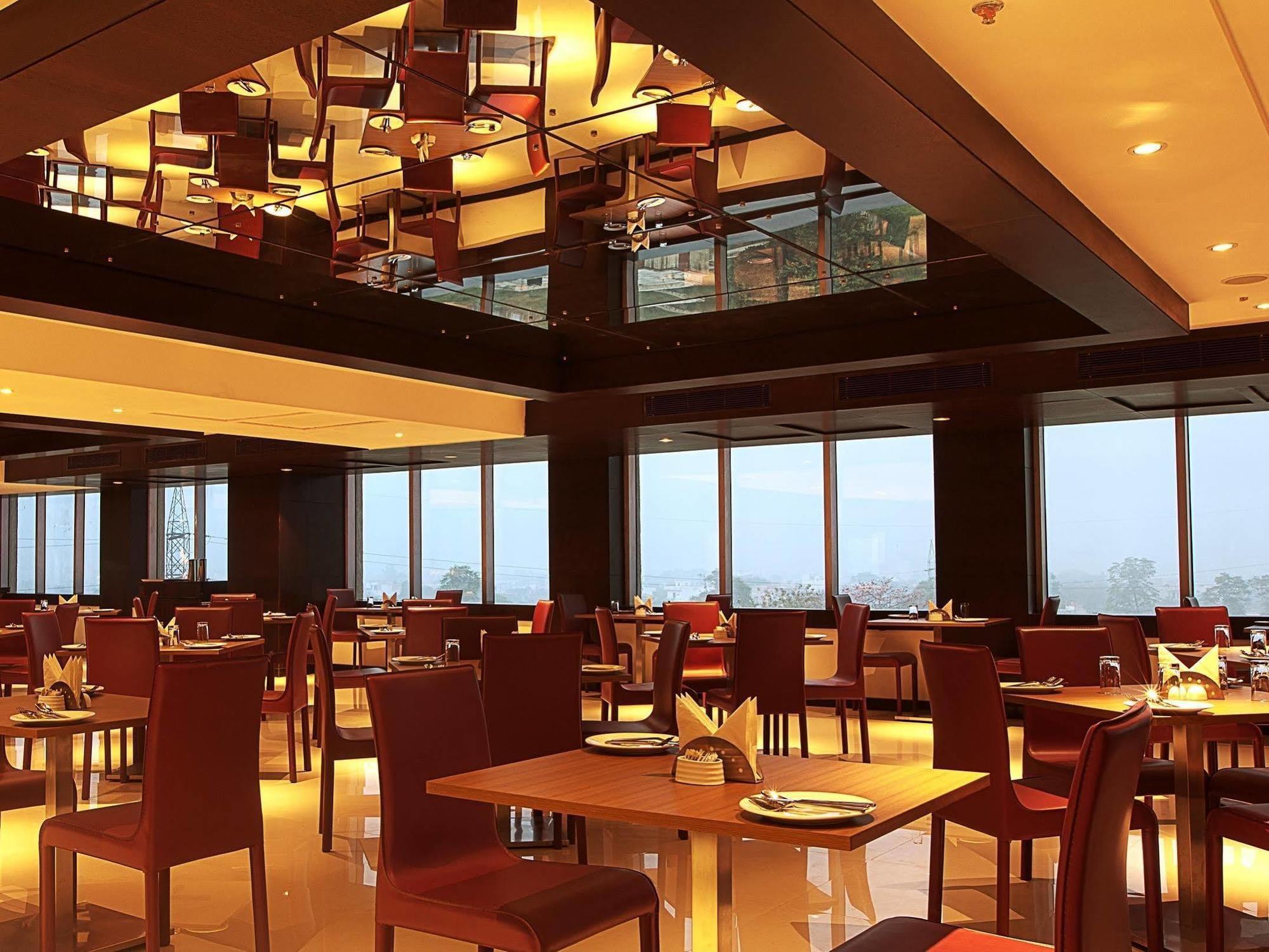 Citrus Hotel Kolhapur Εξωτερικό φωτογραφία